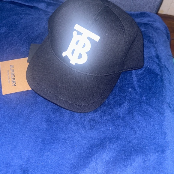 Monogrammed Motif Burberry Cotton baseball cap - Picture 1 of 2